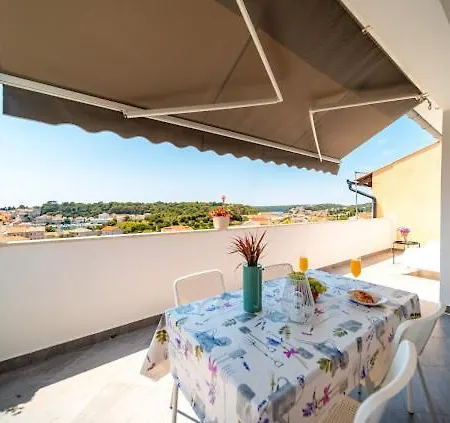 Apartment Laganini Rab *