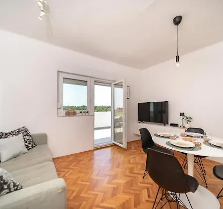 Laganini Rab Apartment