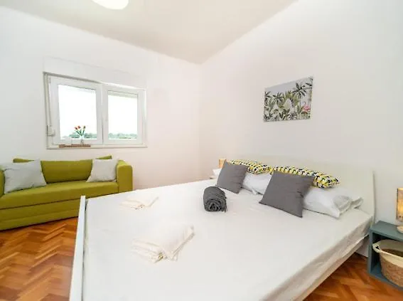 Laganini Rab Rab Town