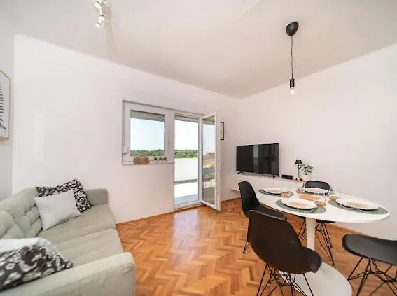 Laganini Rab Apartman